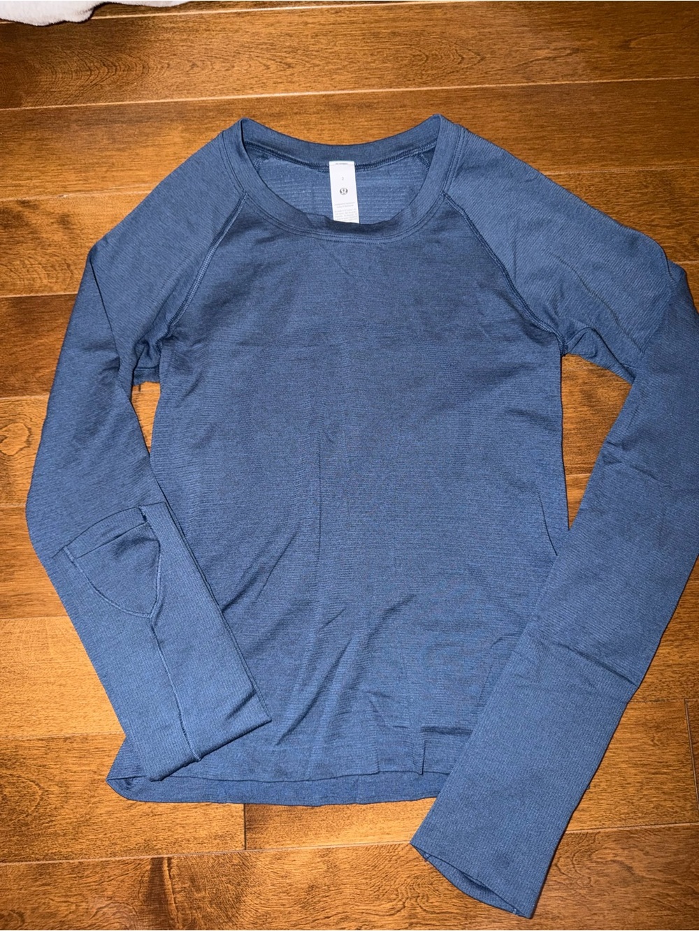 Lululemon Swiftly Tech Longsleeve - Regular length